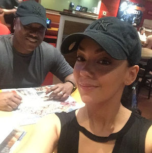 Meet your Posher, Lawrence